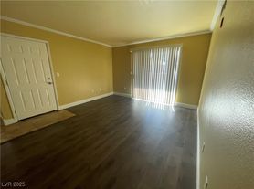1150 N Buffalo Dr