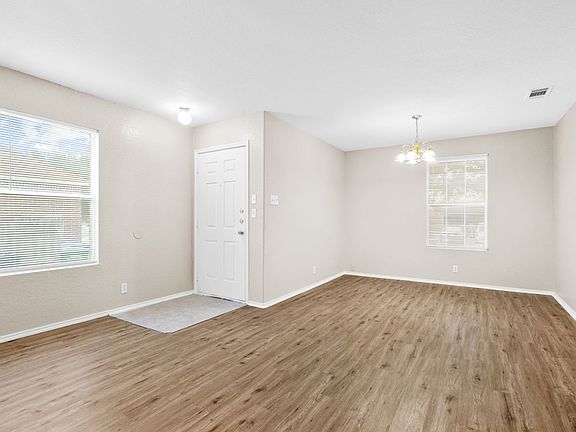 4th image of 4811 Georges Farm