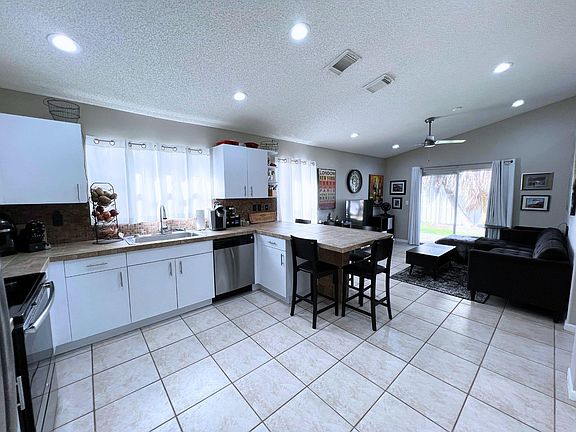 2nd image of 4967 SW 32nd Way