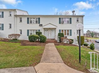22 Garfield Park #A, Edison, NJ 08837