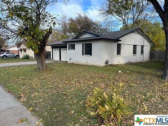 2nd image of 1306 Becker Dr