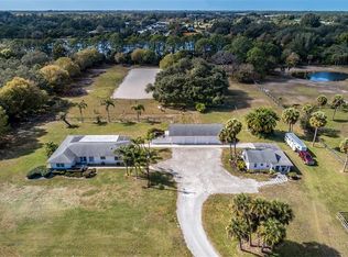 355 N Jackson Rd, Venice, FL 34292