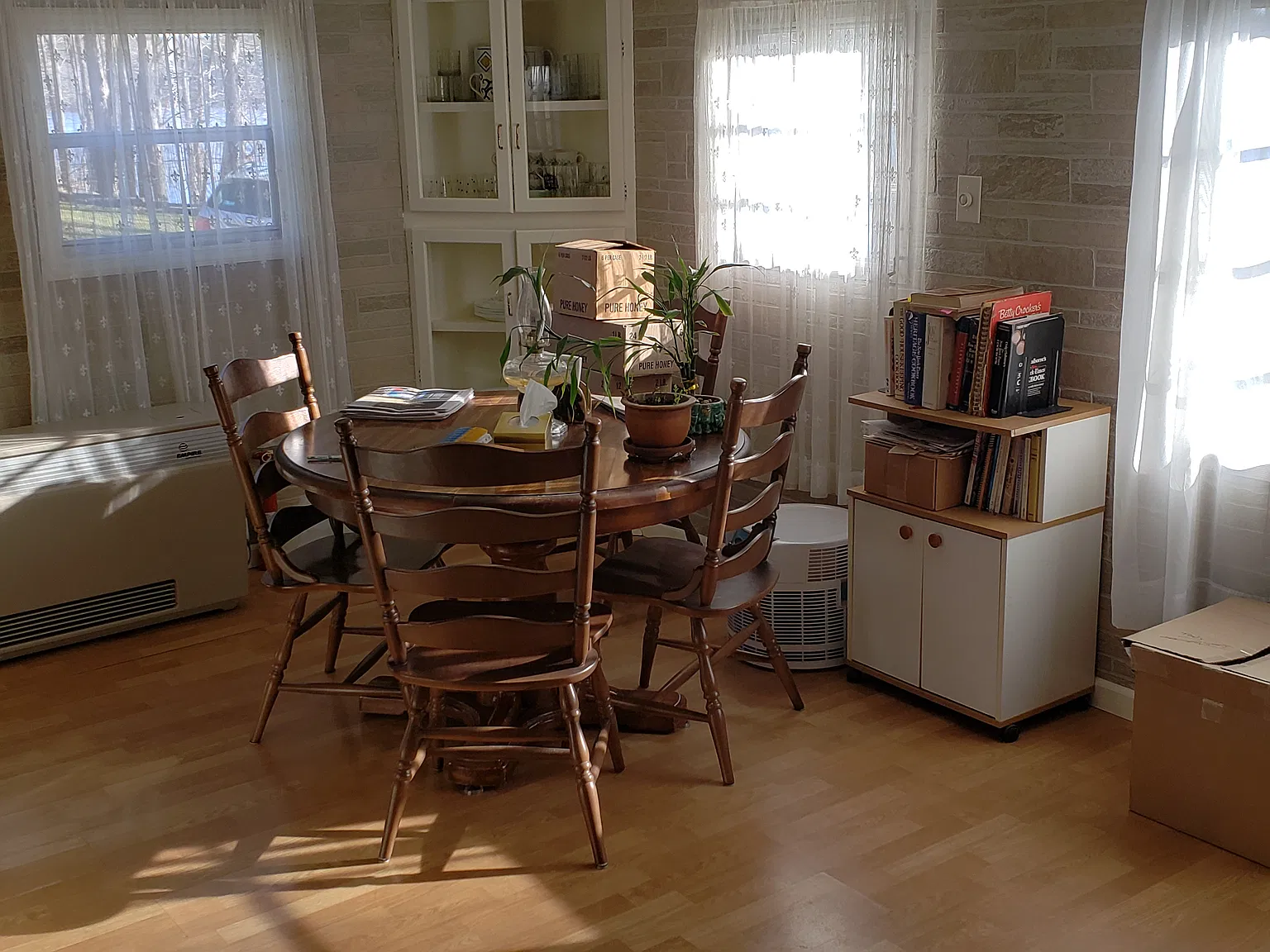 2 bed, 800 sqft, $1,975 — Photo 2