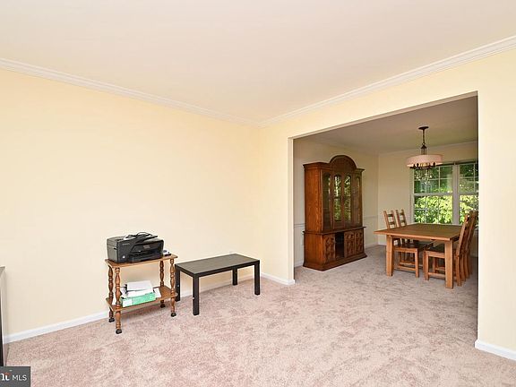 5th image of 13823 Regal Ct