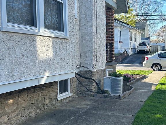 4th image of 1714 Orchard Ave