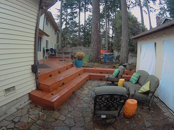 3rd image of 11811 NE 103rd Pl