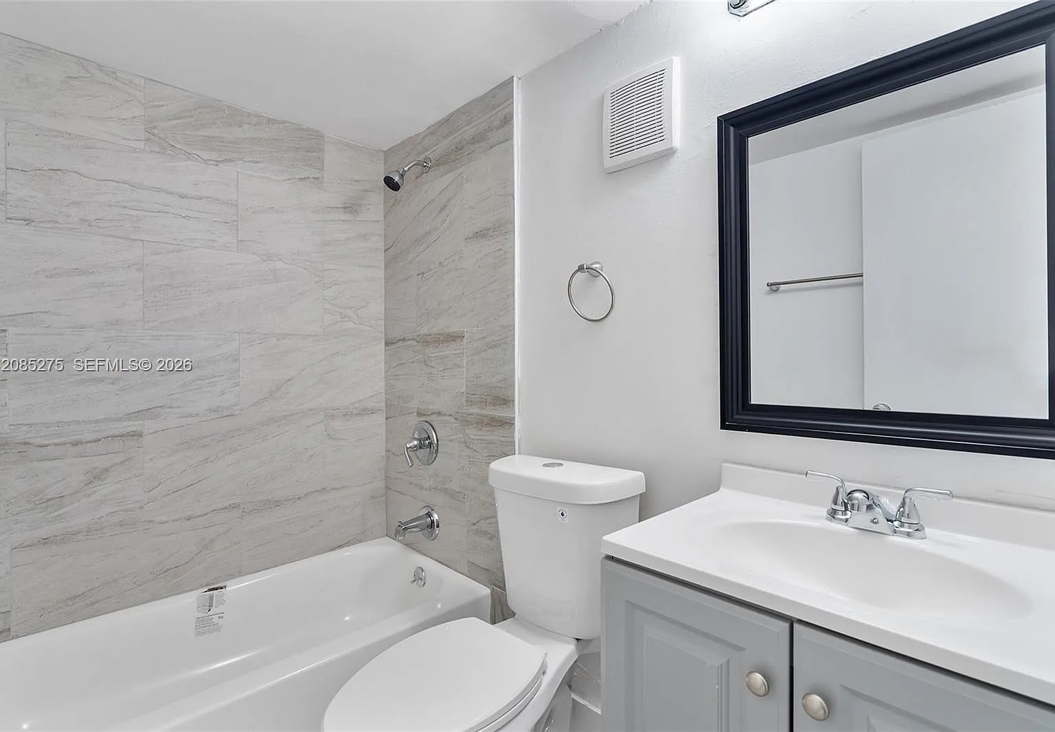 Lago Bello Condo #1 — Photo 2