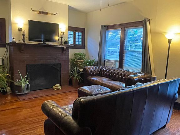4th image of 32 South Blvd #1F