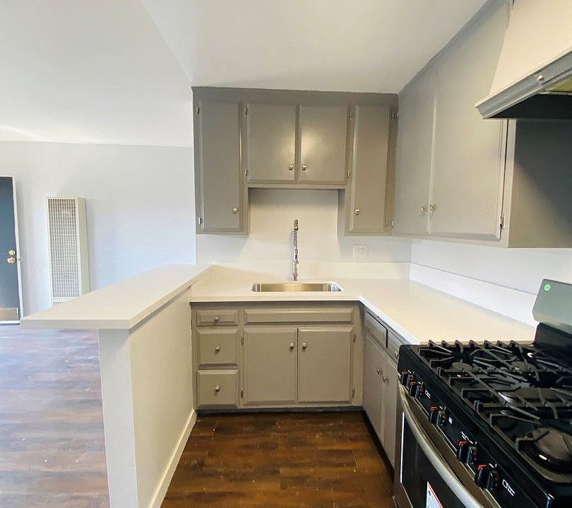 1st image of 125 S Avenue 53 APT 25