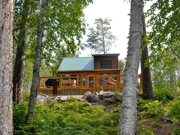 10475 Rivers Bend Dr, Isabella, MN 55607