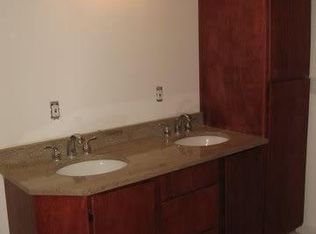 556 1st St, Hoboken, NJ 07030