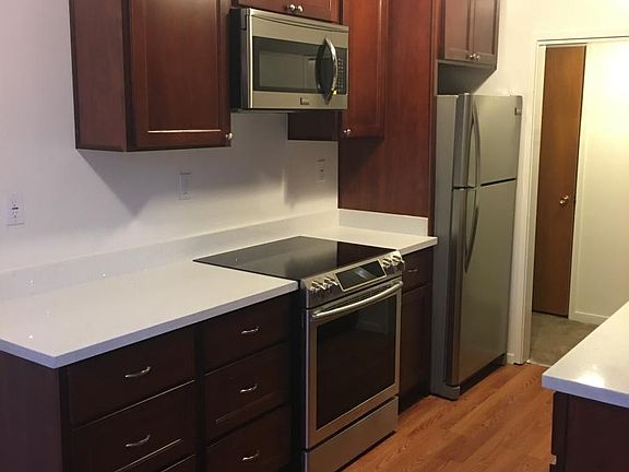 3rd image of 15 Cervantes Blvd APT 103