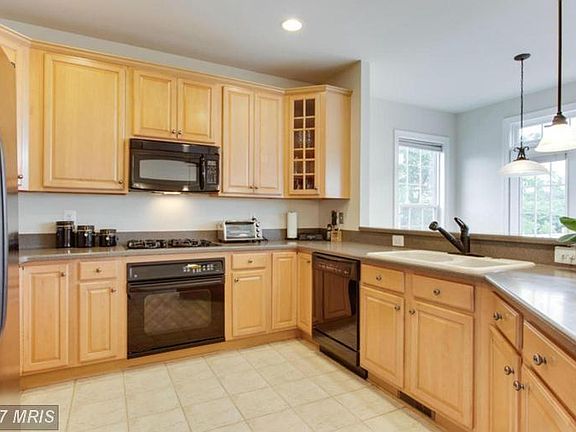 2nd image of 8908 Royal Hannah Ln