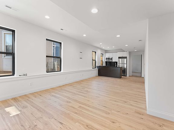 5th image of 6515 Nashville Ave Floor 1