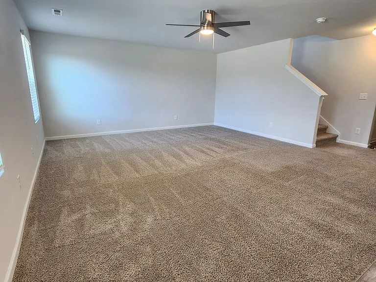 925 Sapphire Stone Ln — Photo 6