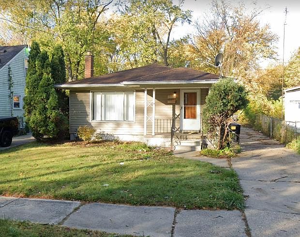 1st image of 19365 Woodbine St