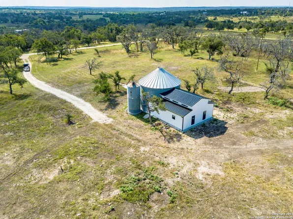 559 doss spring creek, Fredericksburg, TX 78624