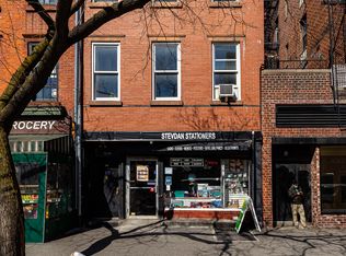 473 Avenue Of The Americas #TOWNHOUSE, New York, NY 10011