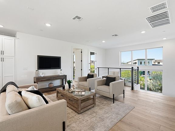 3rd image of 2121 W Sonoran Desert Dr Unit 64