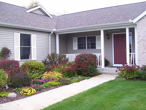 2nd image of 6368 Oak Ct
