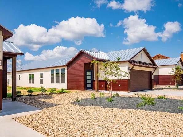 1103-15 Lois St, Kerrville, TX 78028