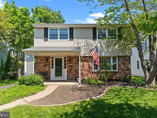 535 Lafayette St, Newtown, PA 18940