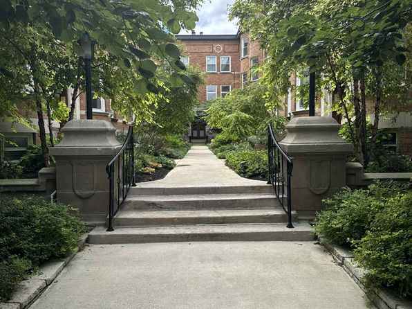 631 W Barry Ave #3G
