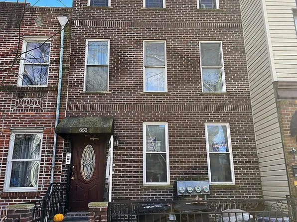653 6th Ave, Brooklyn, NY 11215