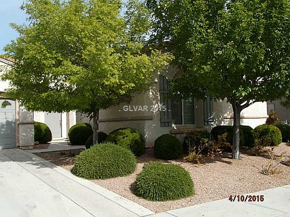 2nd image of 313 Corsicana St