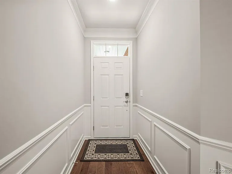 4837 Glenora Dr — Photo 4