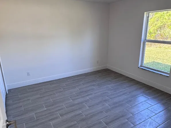 427 Forrest Hills Street, Palm Bay, FL 32908