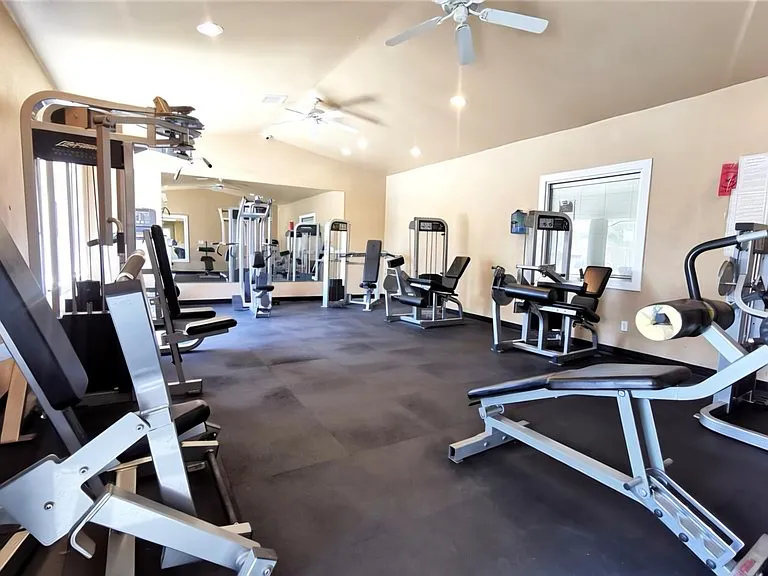 4400 Sandy River Dr #16 — Photo 24
