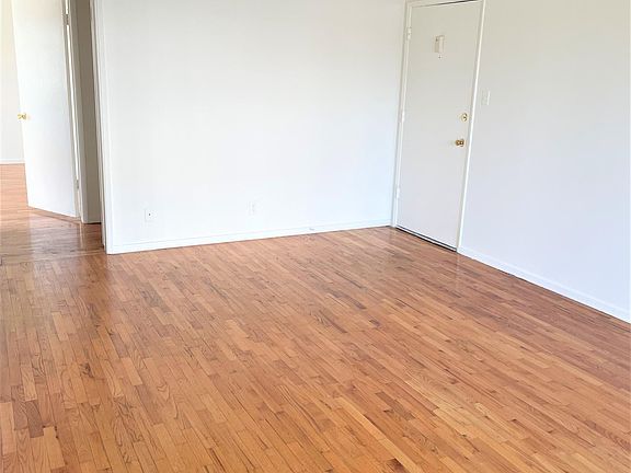 2nd image of 1117 10th St APT 1