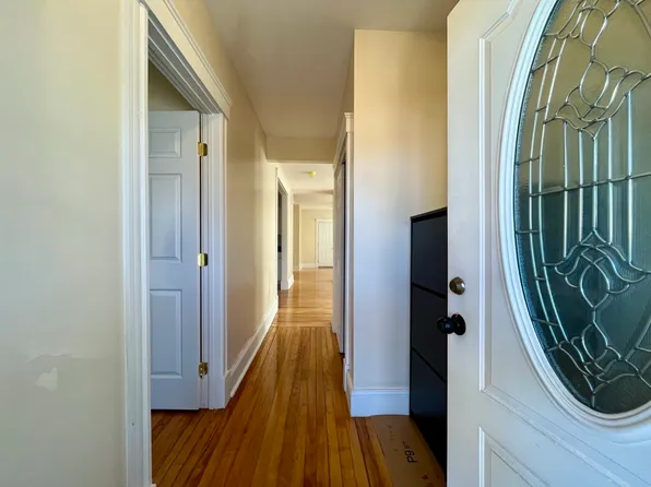 27 Willet St #1, Quincy, MA 02170