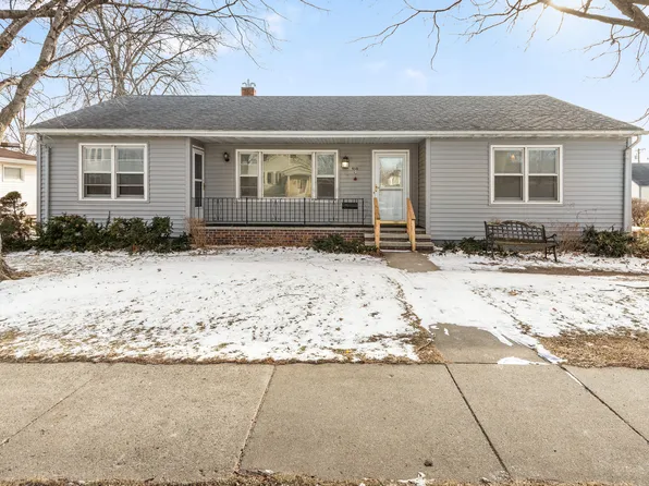 910 Broad St, Story City, IA 50248