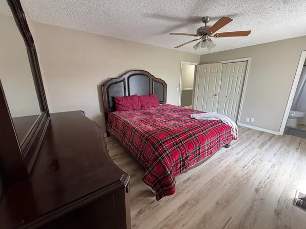 831 Forrest Glen Dr, Old Hickory, TN