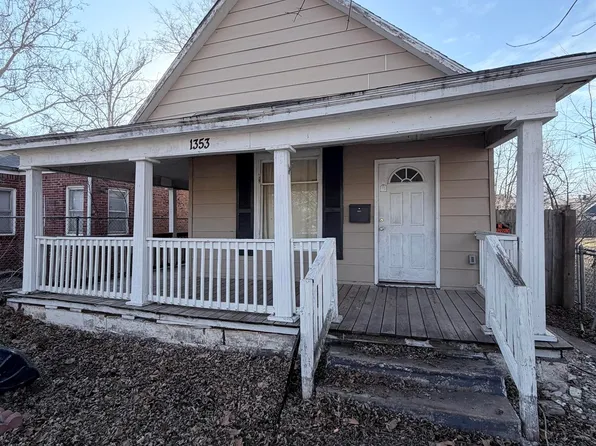 1353 S Main St, Wichita, KS 67213
