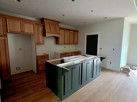 5th image of 1639 Sandbar St