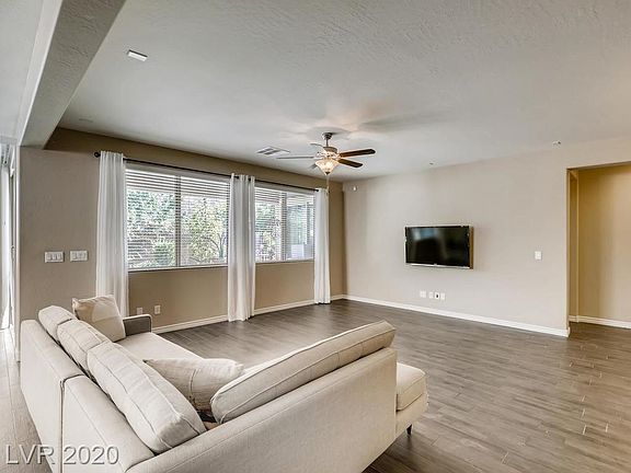 3rd image of 6481 Mission Crest Ave