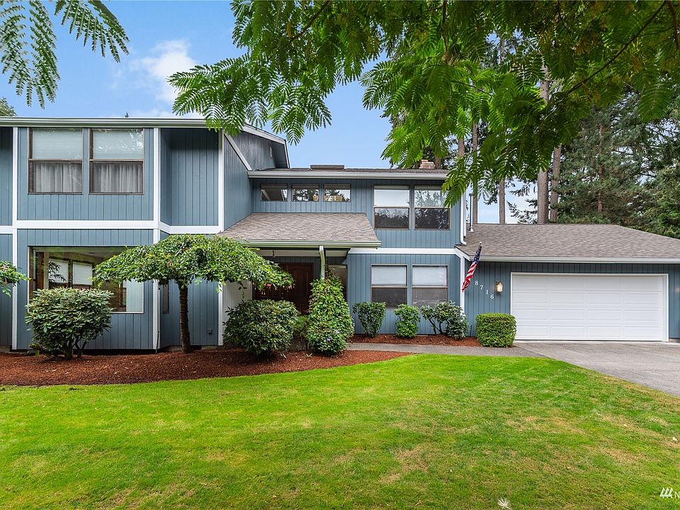 Welcome to 8716 63rd St W in the Woodlake residential neighborhood.>