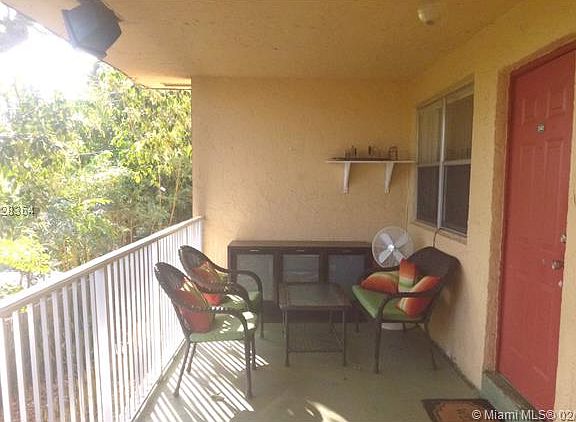 4th image of 850 E Commercial Blvd APT 241E