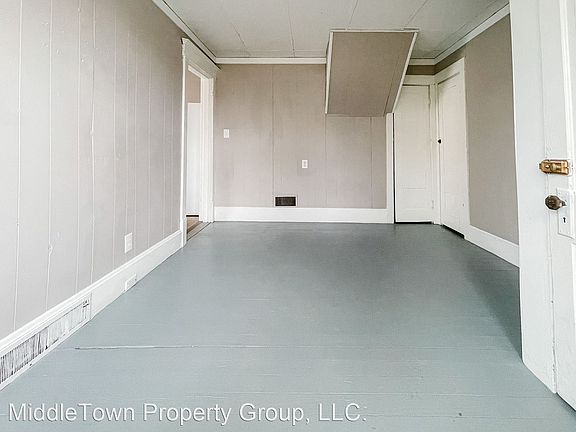 3rd image of 417 S 12th St #11025706