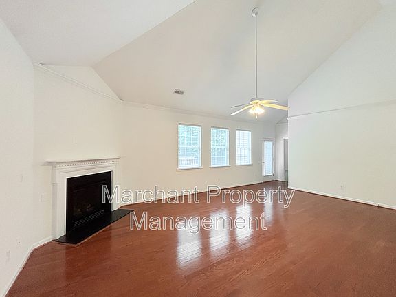 5th image of 404 Spirit Mountain Ln