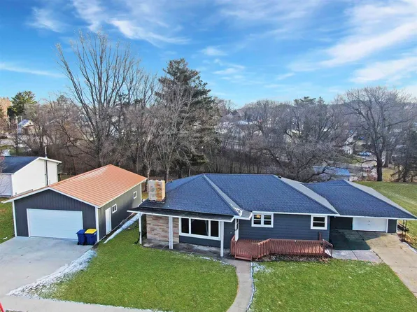 520 Vernon Ave, Hillsboro, WI 54634