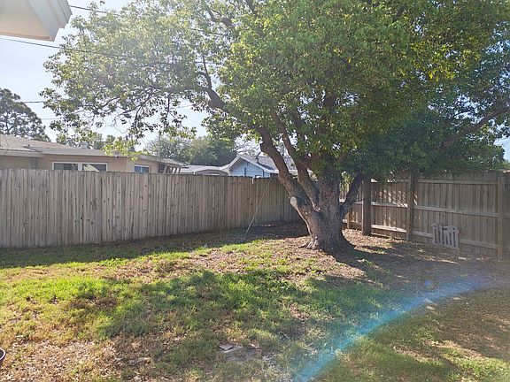 4th image of 3505 Winder Dr