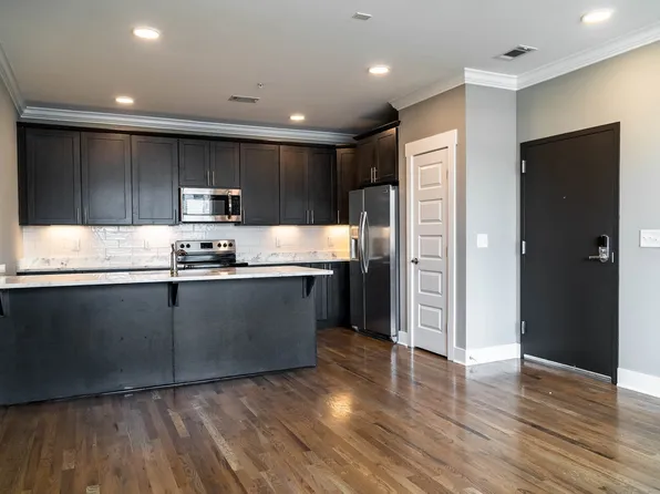 953 44th Ave N APT 101, Nashville, TN 37209