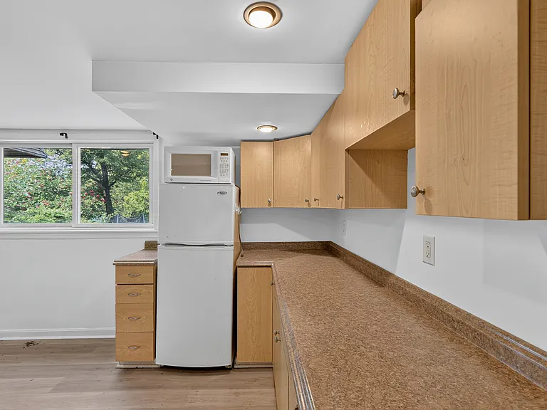2338 Belleview Ave — Photo 7