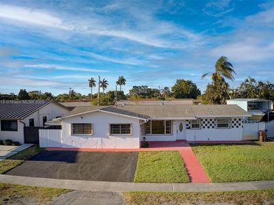 841 W 50th St, Hialeah, FL, 33012