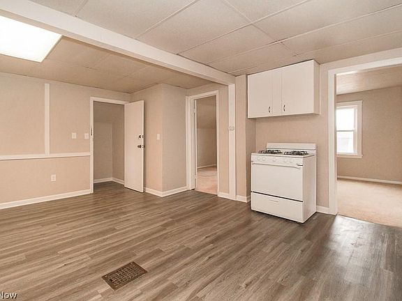 3rd image of 21390 Ball Ave