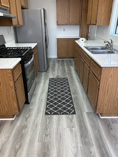 2 bed, 977 sqft, $1,995 — Photo 3